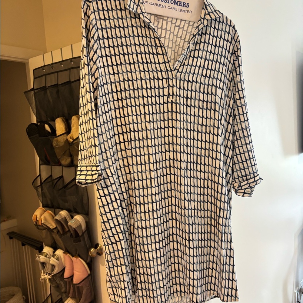 Navy and White Patterned dress, with pockets. Nic & Zoe.